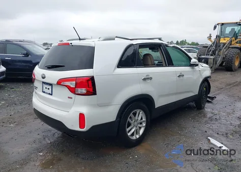 2015 Kia Sorento Lx z USA, uszkodzony, nr VIN 5XYKT3A69FG590061